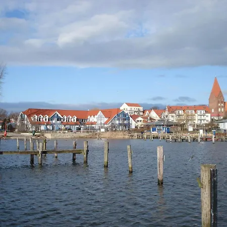 In Mit Eigener Terrasse Holiday home *