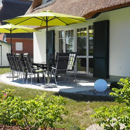 In Mit Eigener Terrasse Holiday home *